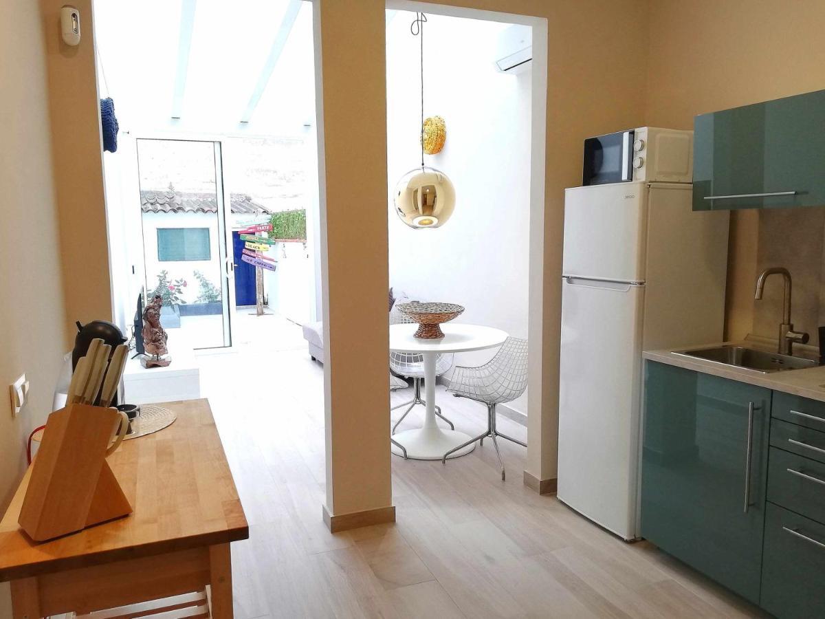 Mazi Apartments Chic 바달로나 외부 사진